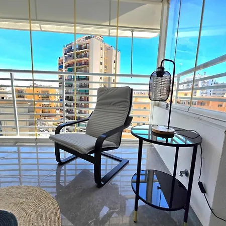 Crystal Elegance City Center With Seasonal Pool Apartamento
