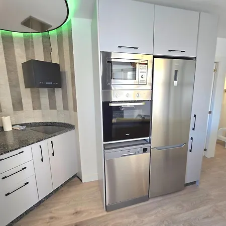 Apartamento Crystal Elegance City Center With Seasonal Pool *
