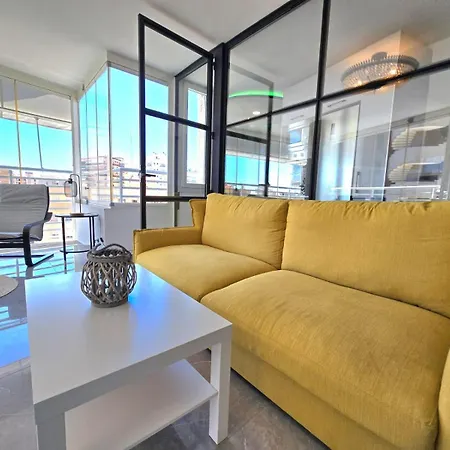 Crystal Elegance City Center With Seasonal Pool Апартаменти Торремолінос
